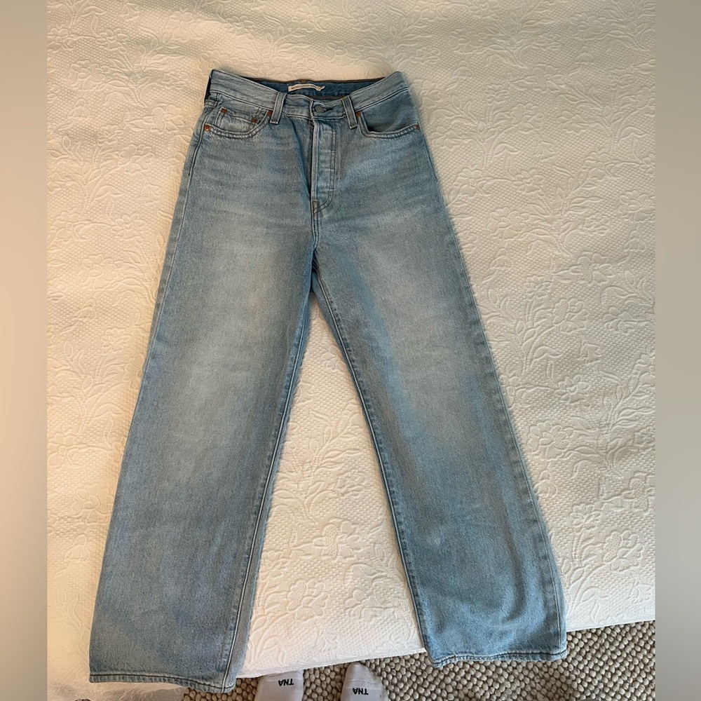 Levi’s Ribcage Straight Ankle